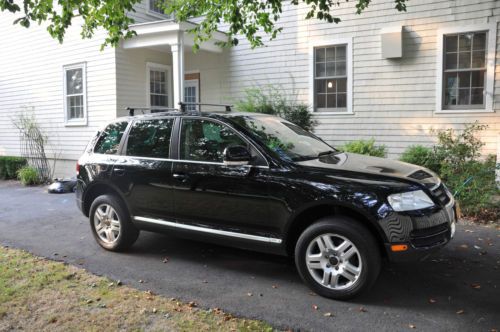 2006 vw toureag v8 blk/tan