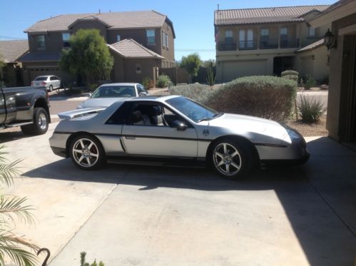 1986 pontiac fiero se coupe 2-door 4.9 v8 conversion