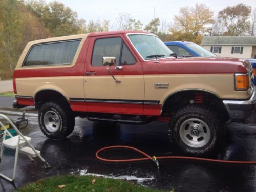 1991 ford bronco xlt sport utility 2-door 5.0l