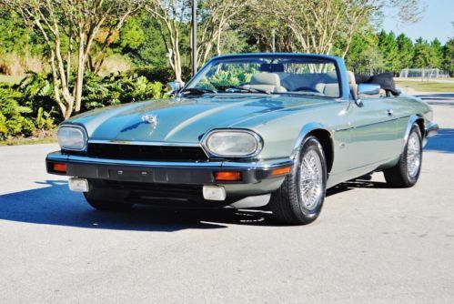 Stunning well mantained 1993 jaguar xjs convertible 6 cly 27 mpg must see drive