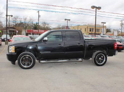 4.8L V8 LS Texas Edition Bedliner Running Boards Tow Package OnStar 20in Rims CD, image 3