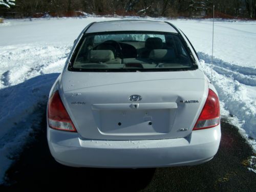 2002 hyundai elantra gls sedan 4-door 2.0l