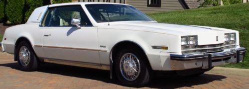 1984 oldsmobile toronado 5.0l v8, leather, very nice condition, classic olds!