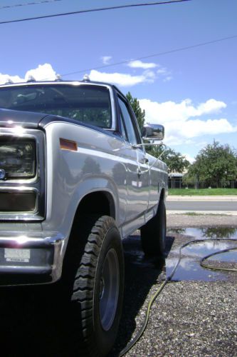 1980 ford f250 4x4 v8 4 speed