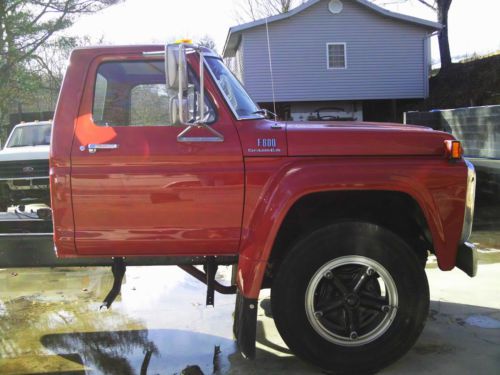 Fully restored red 1974 ford 600