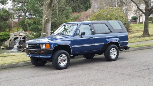 1986 toyota 4runner dlx sport utility 2-door 2.4l 5-speed 4wd 1-adult owned