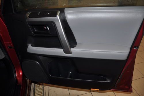 SR5 4.0L Power Steering Power Brakes Power Door Locks Power Windows Radial Tires, image 29