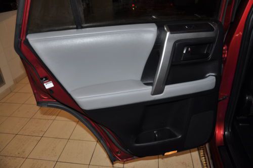 SR5 4.0L Power Steering Power Brakes Power Door Locks Power Windows Radial Tires, image 58