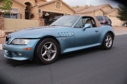 2001 bmw z3 roadster convertible 2.5i - very low miles