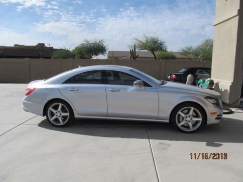 2013 mercedescls550 brand new car 700 mi,bought back from customer for lane