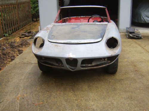 1967 alfa romeo duetto...rolling chassis...no reserve