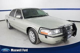 04 mercury grand marquis sedan, cloth seats, grill guard, clean carfax