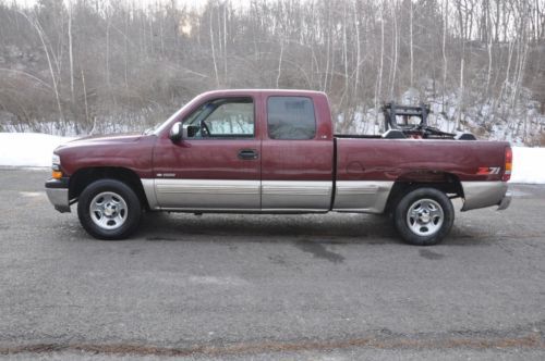 1999 chevrolet ext cab 1500 -  z-71 with plow 4x4 pick up no reserve low mileage