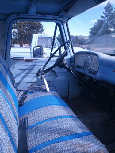 1965 Ford F500 Flatbed, image 2