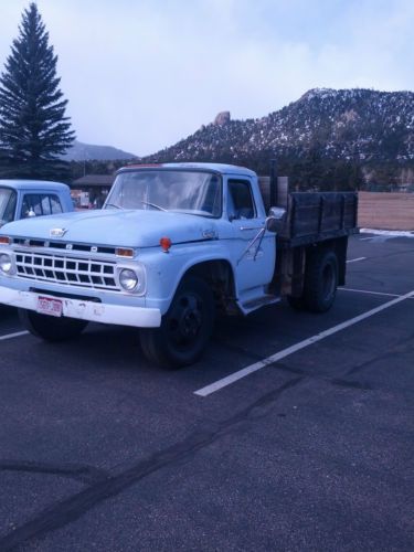 1965 Ford F500 Flatbed, image 3