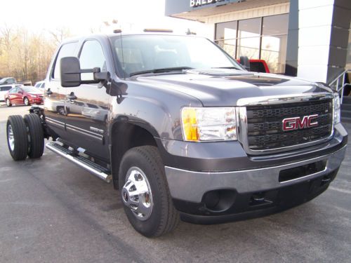 2011 gmc sierra 3500hd cab &amp; chassis dually 6.6ltr duramax diesel 4 wheel drive