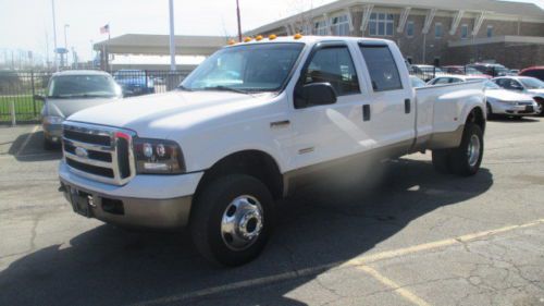 Clean 2005 ford f-350 super crew dully power stroke 4x4 well maint no difect
