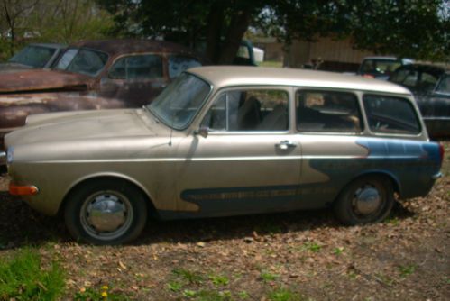 1972 volkswagen wagon type 3 - two door fuel injected barn find