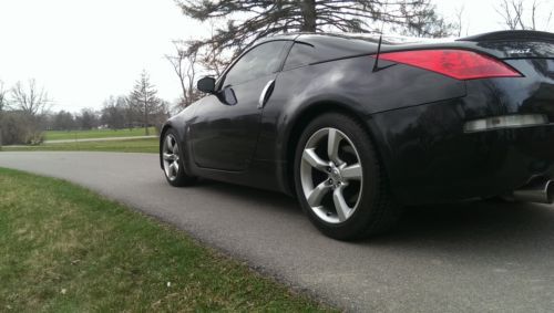 2006 nissan 350z enthusiast coupe 2-door 3.5l