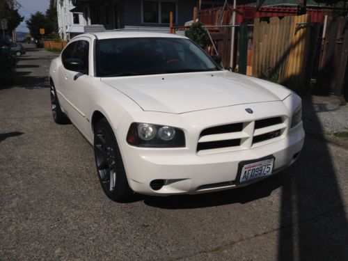 2007 dodge charger sedan 4-door 5.7l