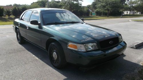 2005 ford crown victoria police interceptor sedan 4-door 4.6l