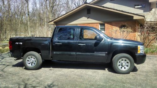 Black 2009 Chevrolet Silverado 1500 LT 4x4 4.8L, image 2
