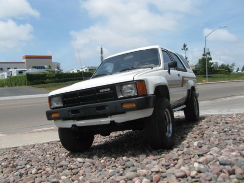 1984 toyota 4runner original 137k! with a straight front axle with leaf springs!