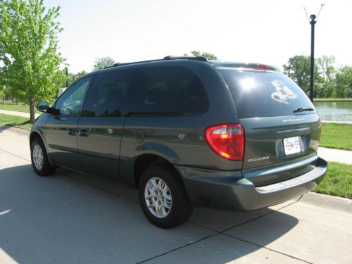 2002 Dodge Grand Caravan Sport Mini Passenger Van 4-Door 3.3L, image 4