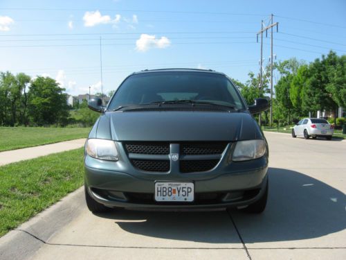 2002 Dodge Grand Caravan Sport Mini Passenger Van 4-Door 3.3L, image 6