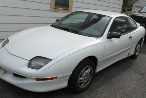 1997 pontiac sunfire se coupe white 2 door used car 94k elgin il runs good