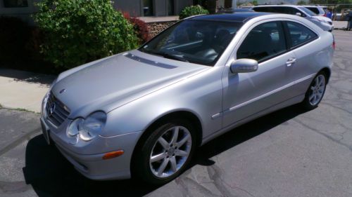 2002 mercedes-benz c230 kompressor coupe 2-door 2.3l