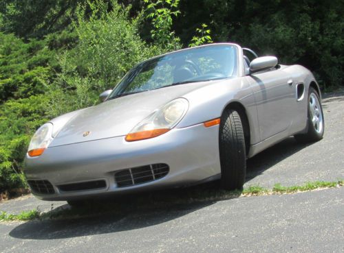 Pristine porsche boxster s (986s) 3.2l 6 speed manual meridian silver