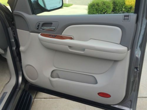 2007 GMC Yukon XL 1500 SLT Sport Utility 4WD w/ Chrome Package, US $15,995.00, image 8