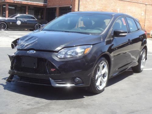 2014 ford focus st hatch damaged repairable runs! economical! clean wheels!!!