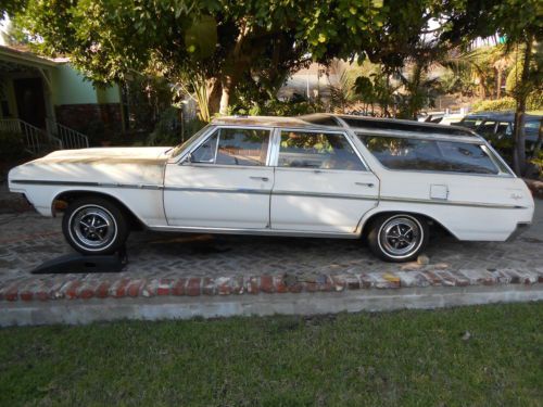 1964 buick skylark ( sport ) wagon w/ olds vista cruiser style skylights