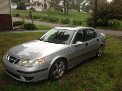 2005 saab 9-5 aero looks and runs very good