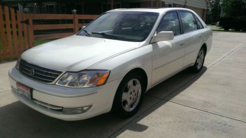 2004 toyota avalon xls - loaded - very clean