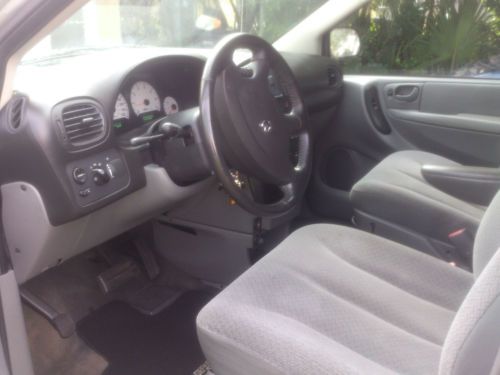 2006 Dodge Grand Caravan SE Mini Passenger Van 4-Door 3.3L, image 8