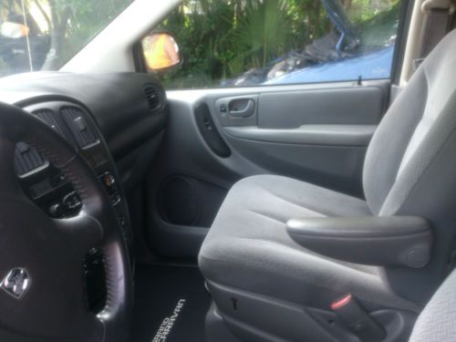 2006 Dodge Grand Caravan SE Mini Passenger Van 4-Door 3.3L, image 9