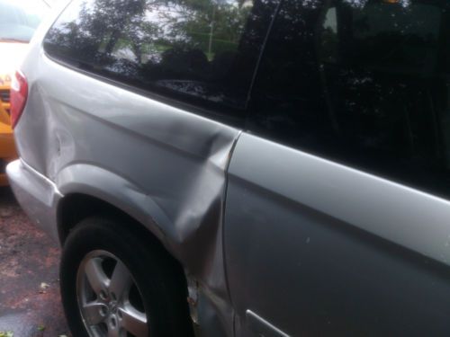 2006 Dodge Grand Caravan SE Mini Passenger Van 4-Door 3.3L, image 24