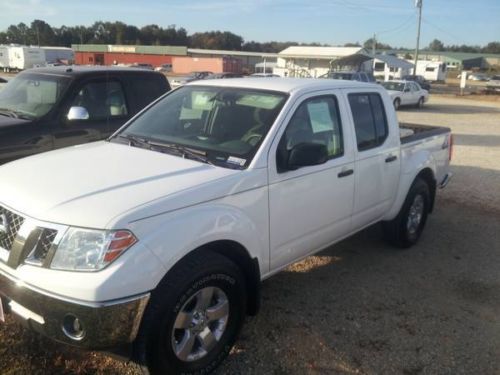 2010 nissan frontier se crew cab pickup 4-door 4.0l