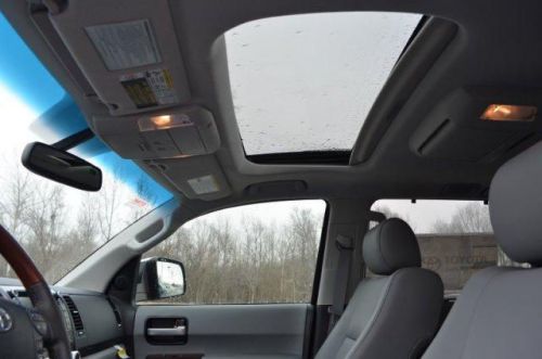 2013 toyota sequoia platinum