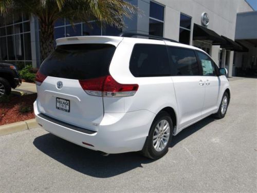 2014 Toyota Sienna XLE, US $35,607.00, image 2