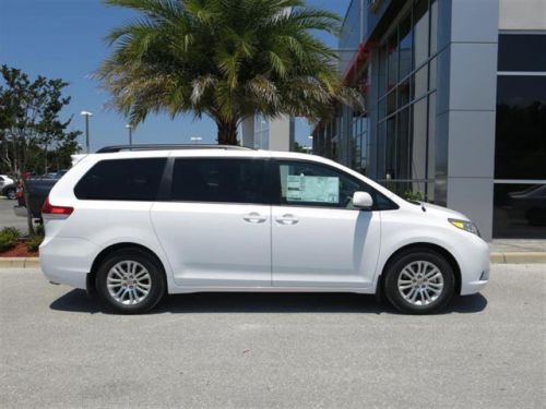 2014 Toyota Sienna XLE, US $35,607.00, image 7