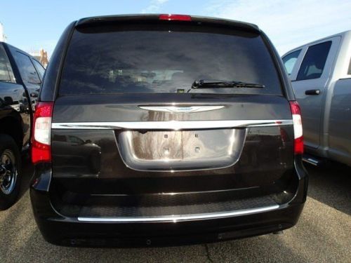 2014 chrysler town & country