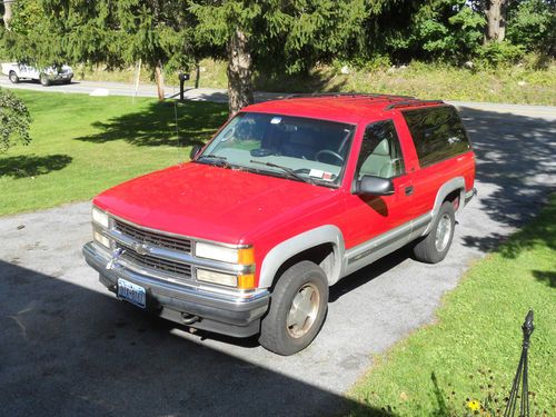 1997 chevrolet tahoe lt sport utility 2-door 5.7l