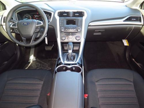 2014 ford fusion se