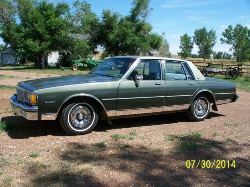 1985 chevrolet caprice classic sedan 4-door 5.0l