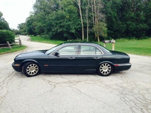 2004 jaguar xj8 base sedan 4-door 4.2l