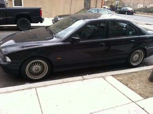 1998 bmw 528i base sedan 4-door 2.8l